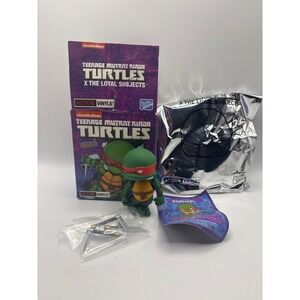 The Loyal Subjects TMNT Raphael Action Vinyl Wave 1 Figure with Accessories Box
